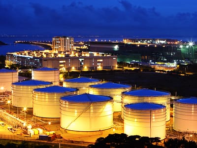 fuel tank at night Oil and Gas Exports: Trade Secrets & Success Strategies | Transform from Refinery Intermediaries to Refinery Mandate in Just 30 Days